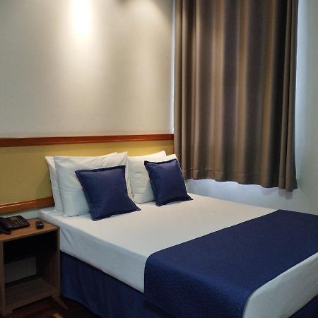 Summit Inn Hotel Pouso Alegre Esterno foto