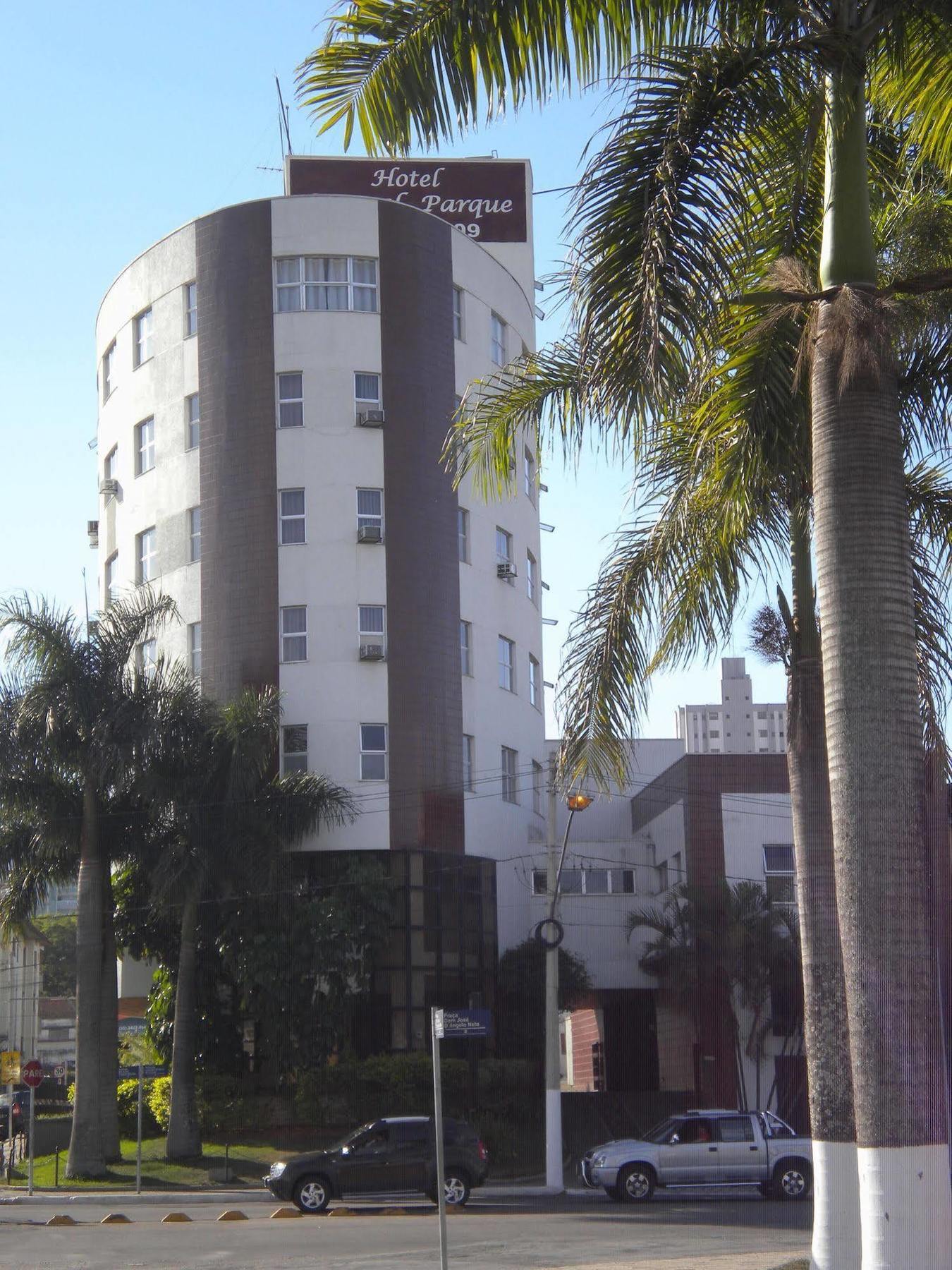 Summit Inn Hotel Pouso Alegre Esterno foto